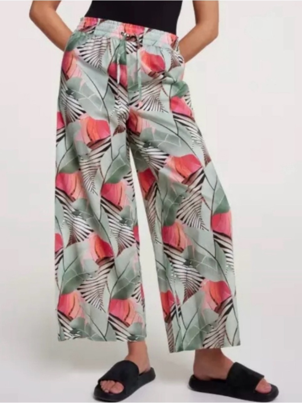 CALIA by Carrie Underwood Wide Leg Boho Tropical Pants - Coral & Mint